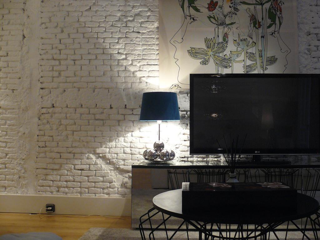 Apartamentos Manzana Мадрид Номер фото